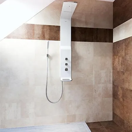 Cerna Louze Branžež