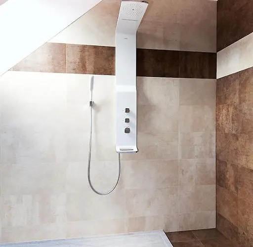 Cerna Louze Branžež